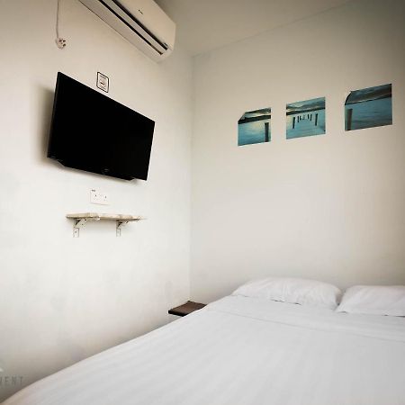 Welcome Inn By Evernent @ Pelita Commercial, 米里 外观 照片